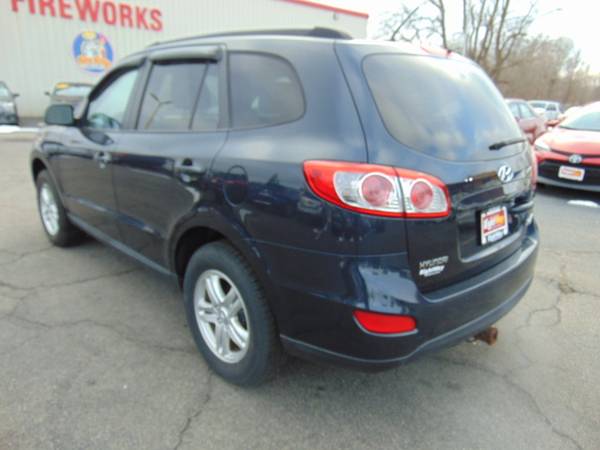 2011 Hyundai Santa Fe GLS - - by dealer - vehicle for sale in South Bend, IN – photo 3
