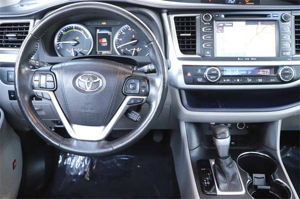 2017 Toyota Highlander Hybrid Limited Platinum - - by for sale in ToyotaWalnutCreek.com, CA – photo 14
