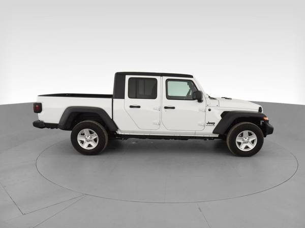 2020 Jeep Gladiator Sport Pickup 4D 5 ft pickup White - FINANCE... for sale in Dallas, TX – photo 13