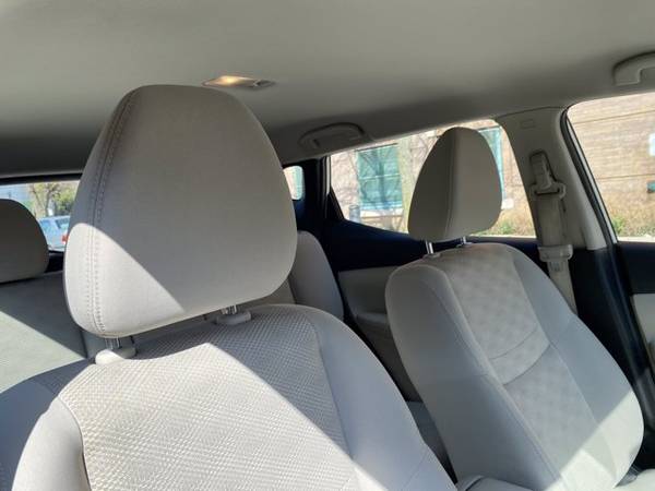 2018 Nissan Rogue Sport SV Hatchback - - by dealer for sale in elmhurst, NY – photo 10