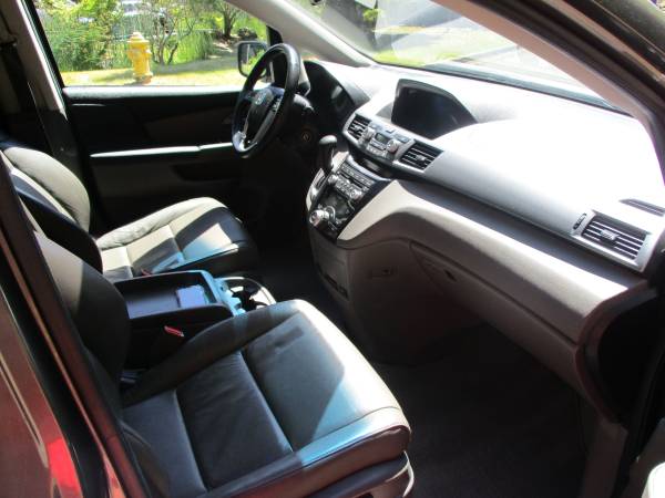 2011 Honda Odyssey EX-L - Navigation, Rear Cam, Bluetooth, LOADED! for sale in Kirkland, WA – photo 15
