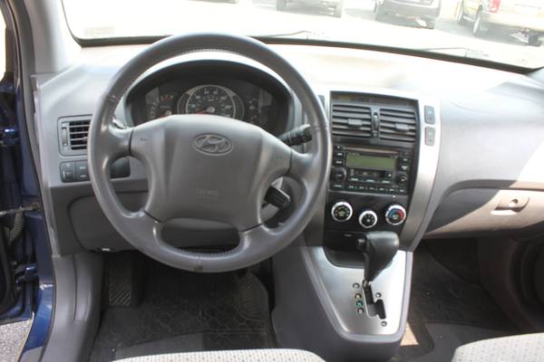 2005 Hyundai Tucson 4WD - 81K miles - cars & trucks - by dealer -... for sale in New Castle, OH – photo 15