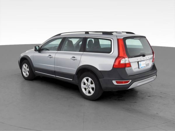 2010 Volvo XC70 3.2 Wagon 4D wagon Silver - FINANCE ONLINE - cars &... for sale in Indianapolis, IN – photo 7