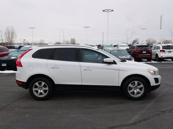 2011 Volvo Xc60 3.2 - cars & trucks - by dealer - vehicle automotive... for sale in Burnsville, MN – photo 7