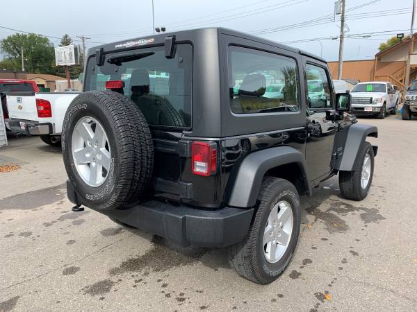 ★★★ 2018 Jeep Wrangler Sport 4x4 / Like NEW! ★★★ for sale in Grand Forks, ND – photo 6