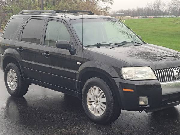 2005 Mercury Mariner..Auto..4WD...leather...nice.. - cars & trucks -... for sale in Indianapolis, IN – photo 5