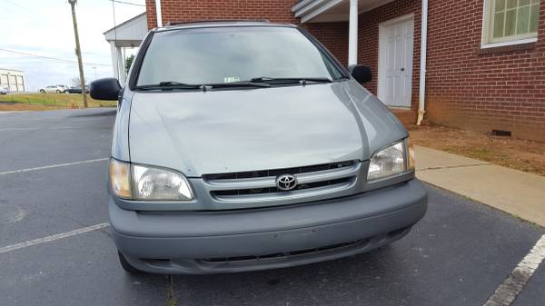 2001 Toyota Sienna - cars & trucks - by owner - vehicle automotive... for sale in Greer, SC – photo 9