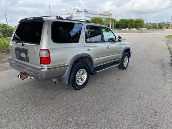 2000 Toyota 4Runner SR5 2WD - cars & trucks - by dealer - vehicle... for sale in West Palm Beach, FL – photo 8