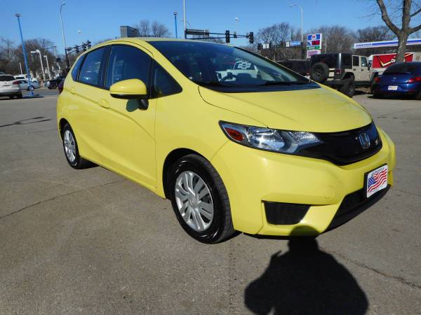 2016 Honda Fit LX/ONLY 62k Miles! Gas Saver! - cars & for sale in Grand Forks, ND – photo 4