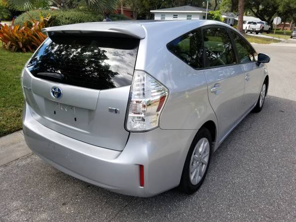 2012 Toyota Prius V - cars & trucks - by owner - vehicle automotive... for sale in SAINT PETERSBURG, FL – photo 5