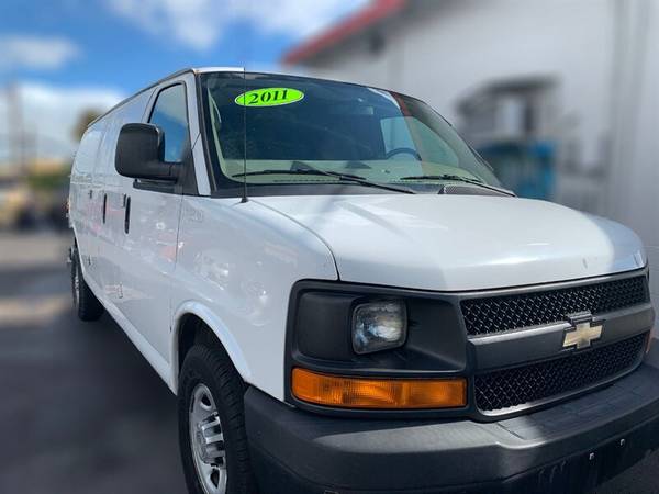2011 Chevrolet Express 3500 - cars & trucks - by dealer - vehicle... for sale in Pearl City, HI – photo 2