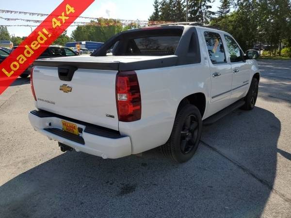 2011 Chevrolet Avalanche LTZ for sale in Green Bay, WI – photo 5