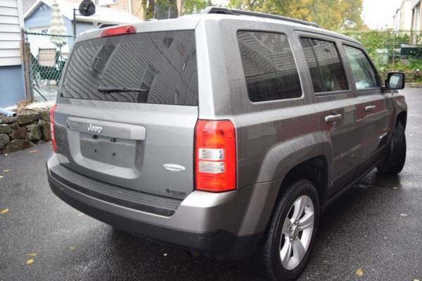 *2012* *Jeep* *Patriot* *Latitude 4dr SUV* - cars & trucks - by... for sale in Paterson, PA – photo 22