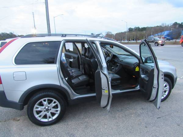 2004 VOLVO XC90 T6 (AWD) # - cars & trucks - by dealer - vehicle... for sale in CLAYTON NC 27520, NC – photo 9