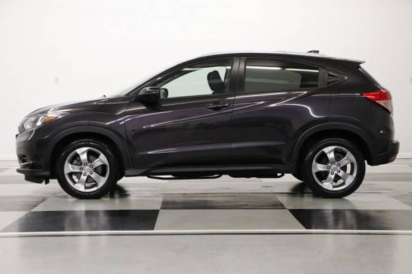 HEATED LEATHER! NAVIGATION! 2017 Honda HR-V EX-L AWD SUV Mulberry for sale in Clinton, MO – photo 20
