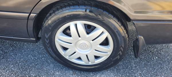 2001 Toyota Camry LE - LOW MILEAGE! - cars & trucks - by dealer -... for sale in TAMPA, FL – photo 8