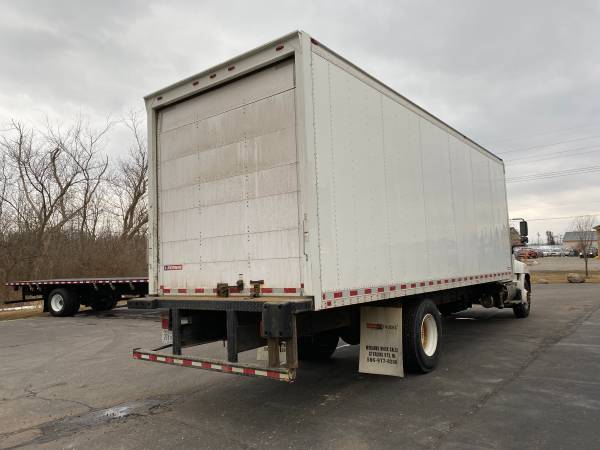 2015 Hino 268A 26' Box Truck ***DIESEL****STRAIT TRUCK - cars &... for sale in Swartz Creek,MI, IA – photo 5
