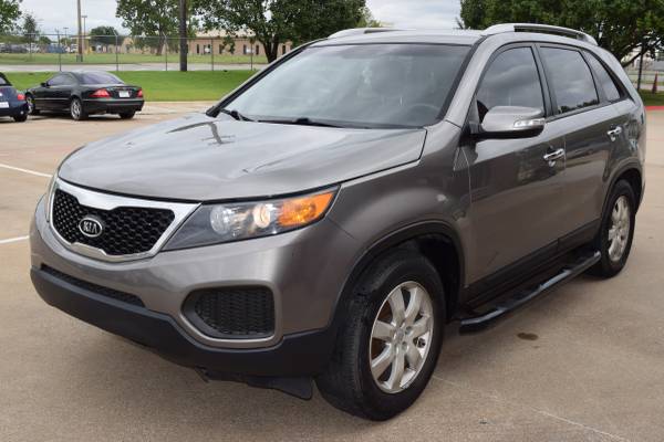 2012 KIA SORENTO!!3 ROW OF SEATS - cars & trucks - by owner -... for sale in Lewisville, TX – photo 23