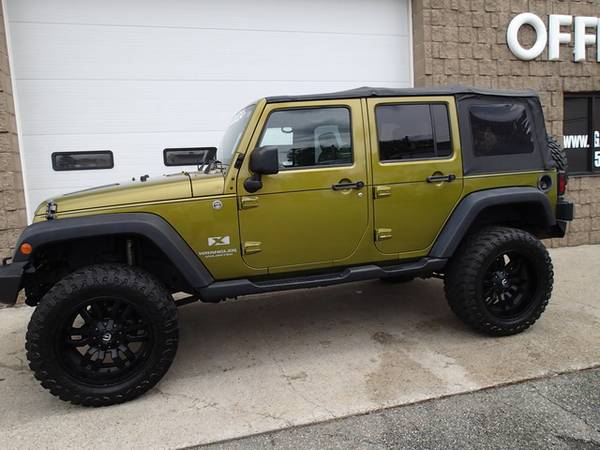 2008 Jeep Wrangler unlimited, 6 cyl, auto, 4 inch lift, SHARP! for sale in Chicopee, MA – photo 9