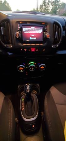2015 FIAT 500L Trekking Hatchback Turbo 4D (40,xxx miles/35 mpg) for sale in San Marcos, CA – photo 22