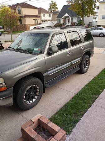 2002 Chevy Tahoe 4x4 - cars & trucks - by owner - vehicle automotive... for sale in Staten Island, NJ
