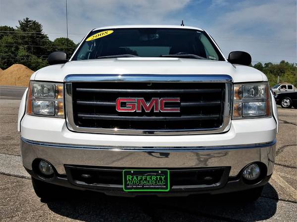 2008 GMC Sierra Crew Cab Z71 MAX 4WD, 143K, 6.0L V8, Auto, A/C, CD/SAT for sale in Belmont, MA – photo 8