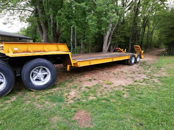 1989 Mack R688ST truck and trailer for sale in Glenwood, NC – photo 3