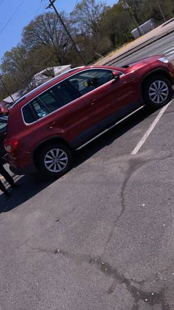 2011 Volkswagen Tiguan for sale in Charlottesville, VA – photo 10