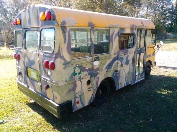 1989 Chevy short bus low miles - cars & trucks - by owner - vehicle... for sale in Nash, AR – photo 4