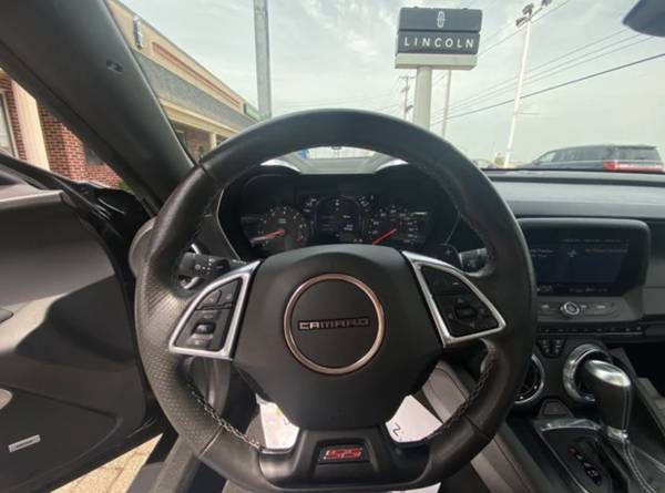 2020 Chevrolet Camaro SS Coupe - - by dealer - vehicle for sale in Bowling Green, MI – photo 12