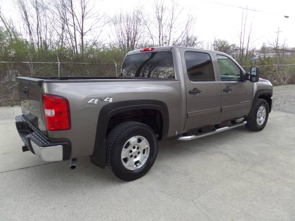 2012 Chevy Silverado 1500 Crew Cab LT New Tires 105K Miles - cars & for sale in Fort Wayne, IN – photo 6