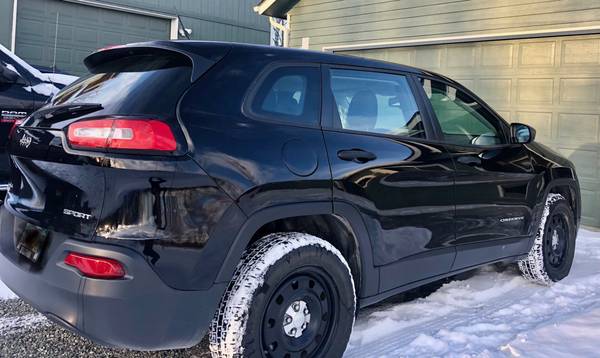2017 Jeep Cherokee Sport 4x4 - cars & trucks - by owner - vehicle... for sale in Wasilla, AK – photo 3