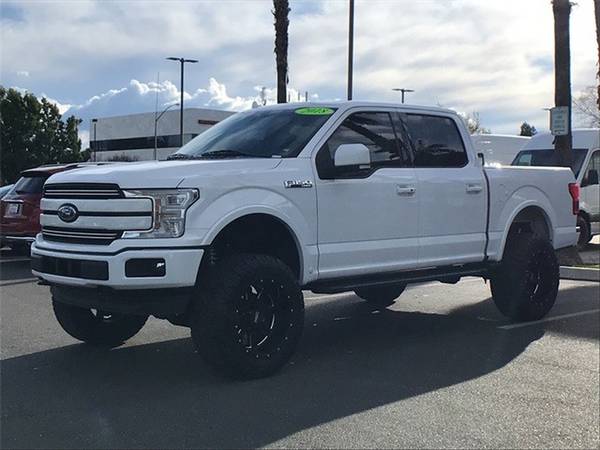 2018 Ford F-150 Lariat 4x4 With ONLY 8K Miles Like New - cars & for sale in Fresno, MT – photo 2