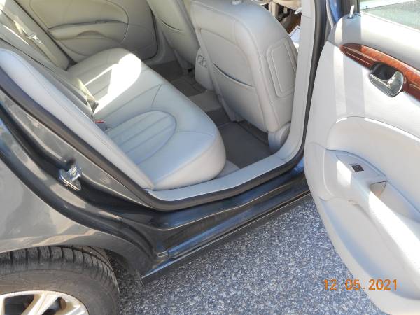 2010 BUICK LUCERNE CXL - - by dealer - vehicle for sale in Wautoma, WI – photo 7