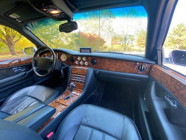 2005 Bentley Arnage R - The Ultimate Bentley - LOW Miles only 29k for sale in Madison, WI – photo 21