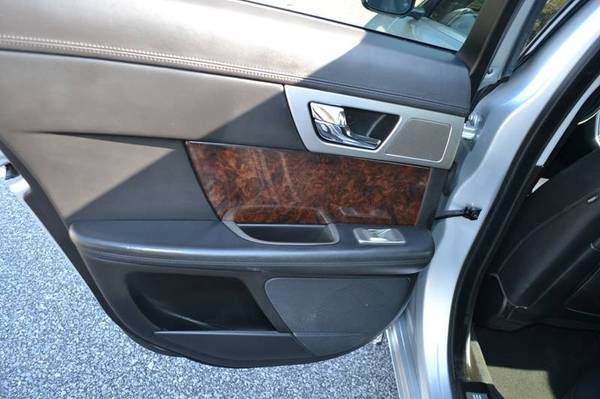 2011 Jaguar XF Premium 4dr Sedan *Latest Models, Low Miles* for sale in Pensacola, FL – photo 15