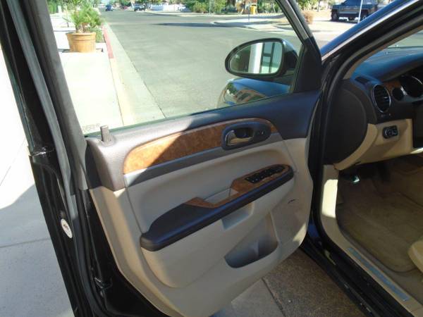 2011 Buick Enclave CXL - Loaded, Very nice for sale in Palo Verde, AZ – photo 14