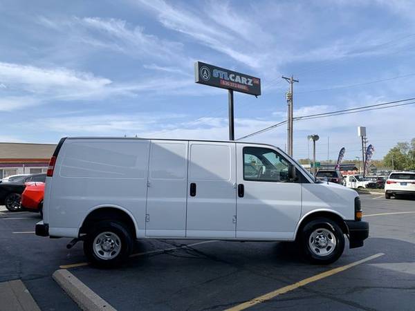 2017 Chevrolet Express 2500 Cargo - Financing Available! - cars &... for sale in St. Charles, MO – photo 4