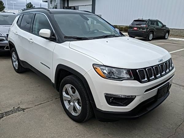 2018 Jeep Compass 4WD 4D Sport Utility/SUV Latitude - cars & for sale in Waterloo, IA – photo 8