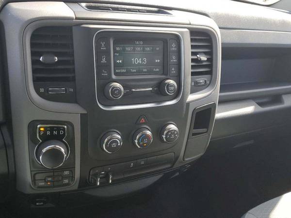 2017 Ram 1500 Crew Cab Express Pickup 4D 5 1/2 ft pickup Silver for sale in Hanford, CA – photo 20