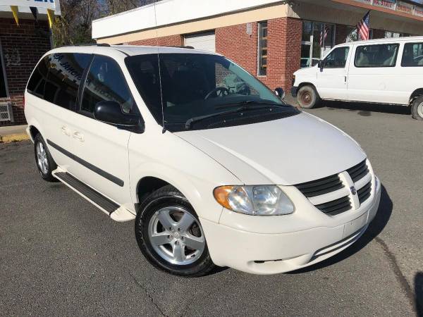 2005 Dodge Caravan SXT 4dr Mini Van CALL OR TEXT TODAY! - cars &... for sale in Stafford, District Of Columbia – photo 7