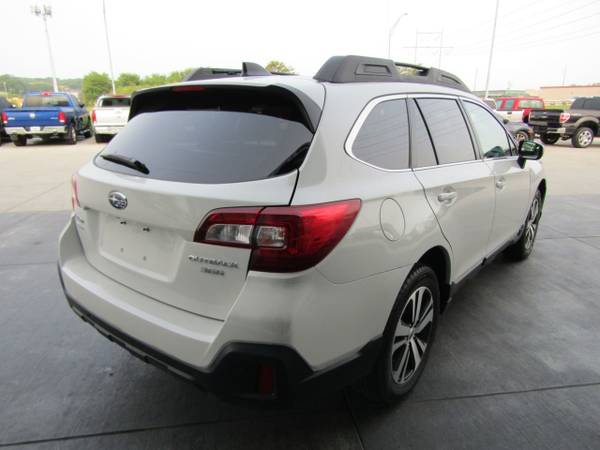 2019 *Subaru* *Outback* *3.6R Limited* Crystal White - cars & trucks... for sale in Omaha, NE – photo 7