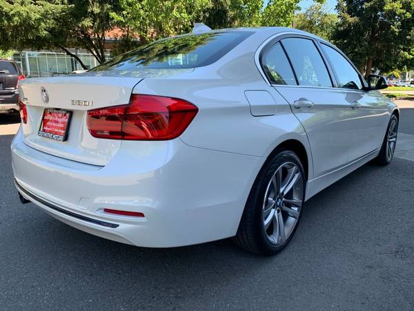 2018 BMW 3 Series 330i xDrive AVAILABLE IN STOCK! SALE! - cars for sale in Bellevue, WA – photo 10