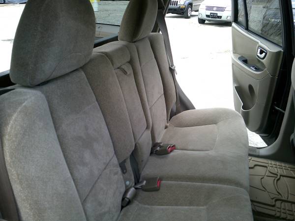 Hyundai Santa Fe GLS Clean SUV 91K Miles **1 Year Warranty** - cars... for sale in hampstead, RI – photo 17
