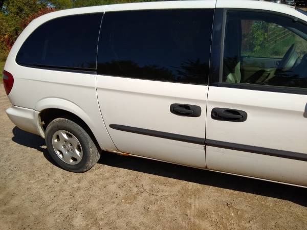 2003 Dodge Grand Caravan (PRICE REDUCED) for sale in Annandale, MN – photo 2