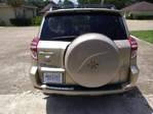 2010 Toyota RAV4 Sandy Beach Metallic Priced to SELL!!! for sale in Austin, TX – photo 6
