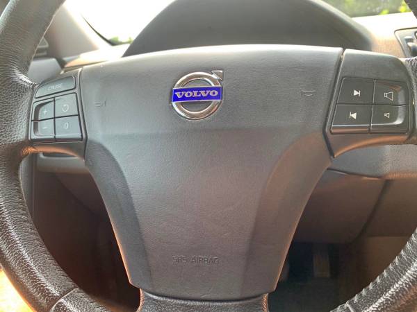 2007 Volvo S40 Fully Loaded sunroof leather 145k clean - cars &... for sale in Akron, OH – photo 18