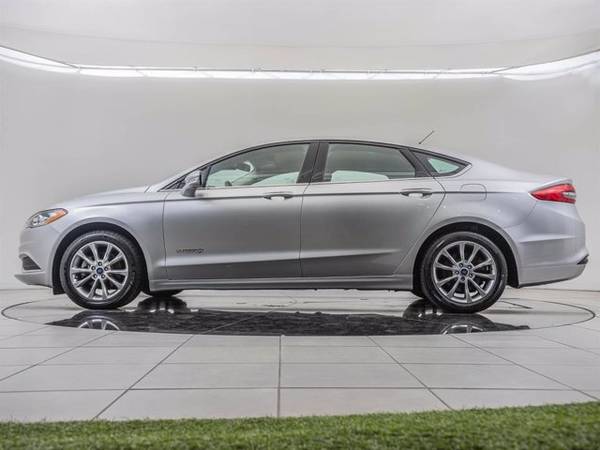 2017 Ford Fusion Hybrid SE - cars & trucks - by dealer - vehicle... for sale in Wichita, KS – photo 14