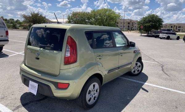 2013 Kia Soul 4D must sell - cars & trucks - by owner - vehicle... for sale in Buda, TX – photo 2