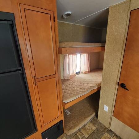 2013 Gulfstream Bunk House 26ft Pull Trailer - Half ton towable for sale in Helena, MT – photo 7